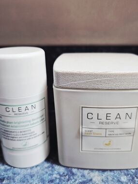 CLEAN RESERVE Fresh Linens Women’s SOY Blend Candle & Deodorant Set - White